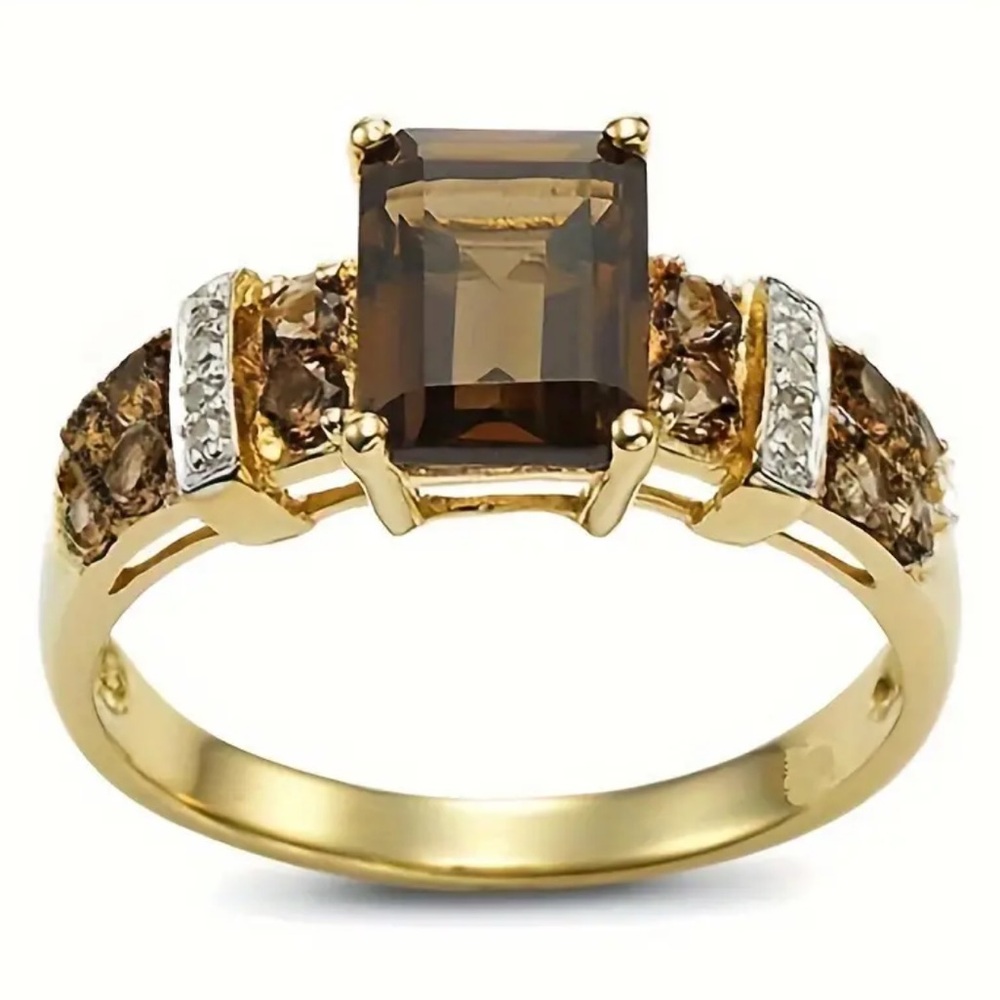 Brown Ring